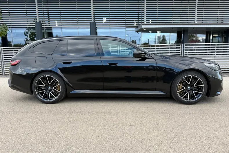 BMW M5 (Seria 5) din 2025 cu 4.080 km - oferta BMW239746 - foto 28