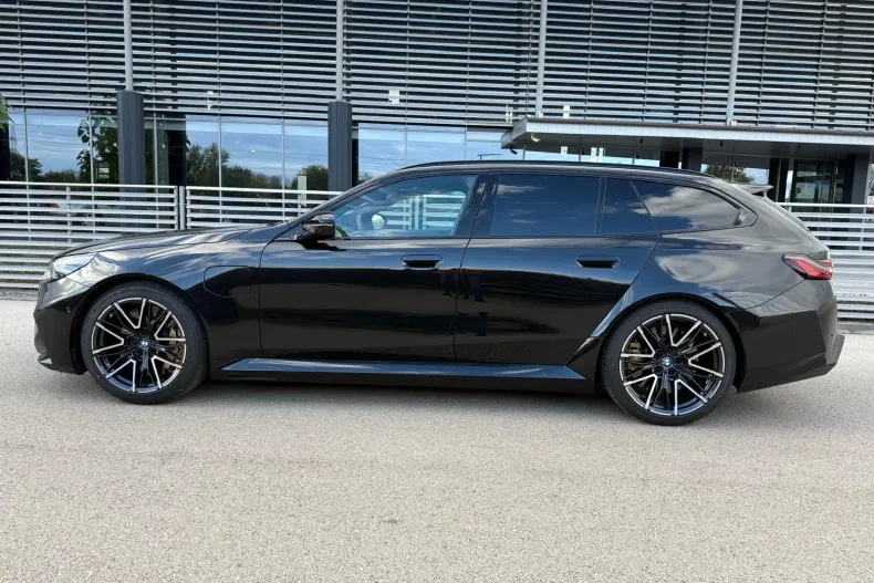 BMW M5 (Seria 5) din 2025 cu 4.080 km - oferta BMW239746 - foto 29