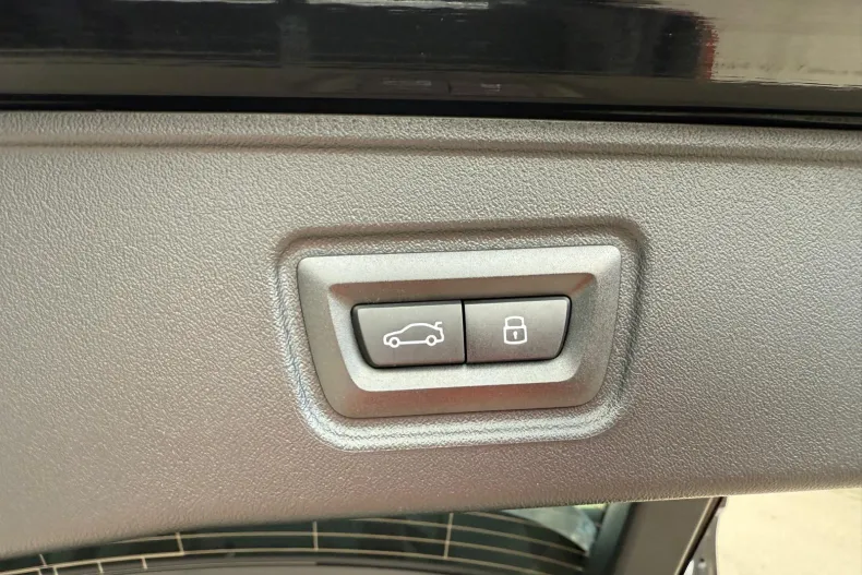 BMW M5 (Seria 5) din 2025 cu 4.080 km - oferta BMW239746 - foto 32