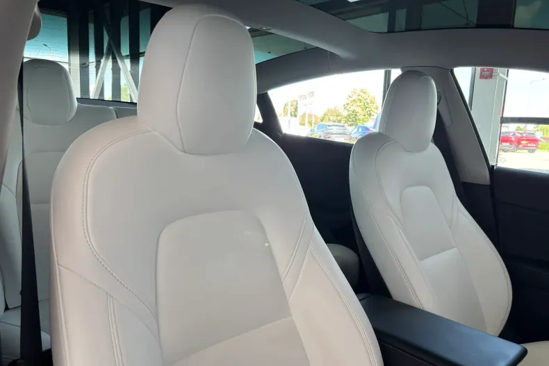 Tesla Model 3 din 2022 cu 79.600 km - oferta TES239752 - foto 15