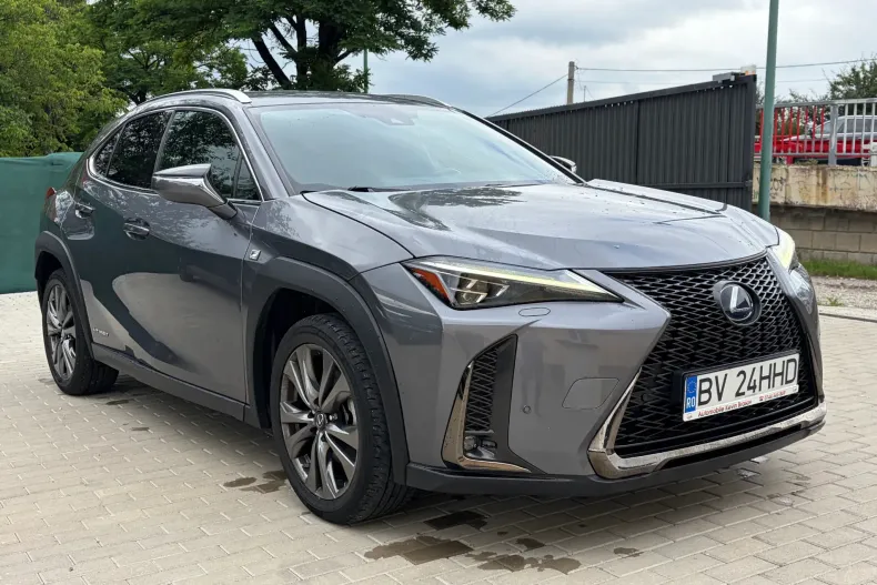 Lexus UX din 2021 cu 35.700 km - oferta LEX239755 - foto 2