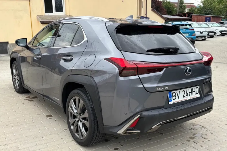 Lexus UX din 2021 cu 35.700 km - oferta LEX239755 - foto 3