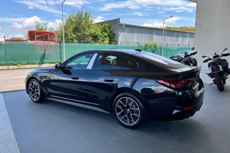 BMW 420d (Seria 4) din 2026 cu 7 km - oferta BMW239756 - foto 2