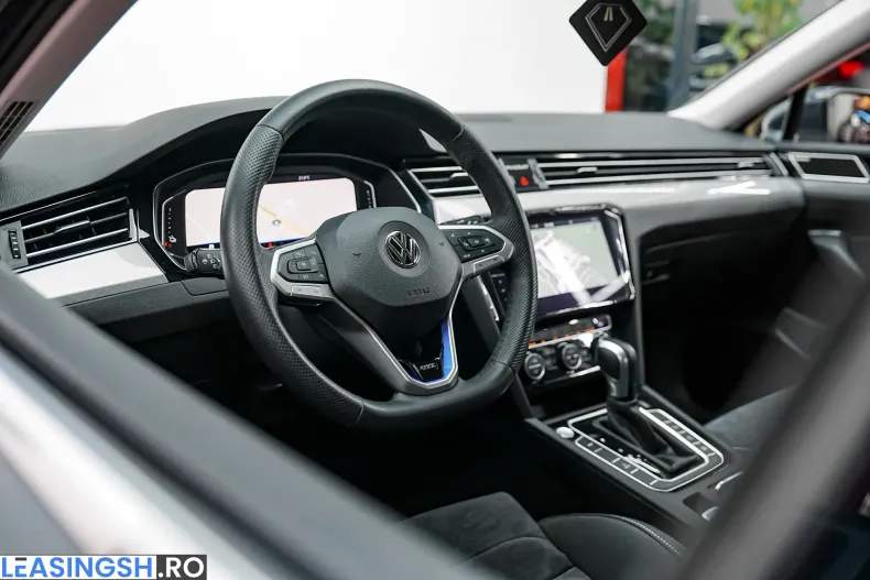 Volkswagen Passat din 2020 cu 104.000 km - oferta VOL239763 - foto 14