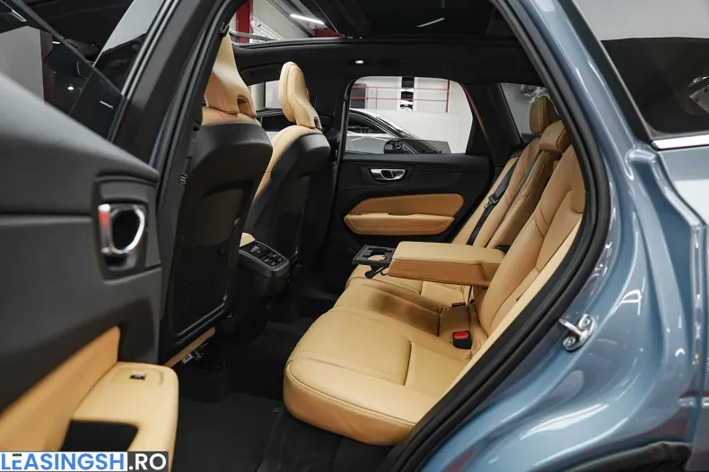 Volvo XC60 din 2021 cu 126.000 km - oferta VOL239765 - foto 6