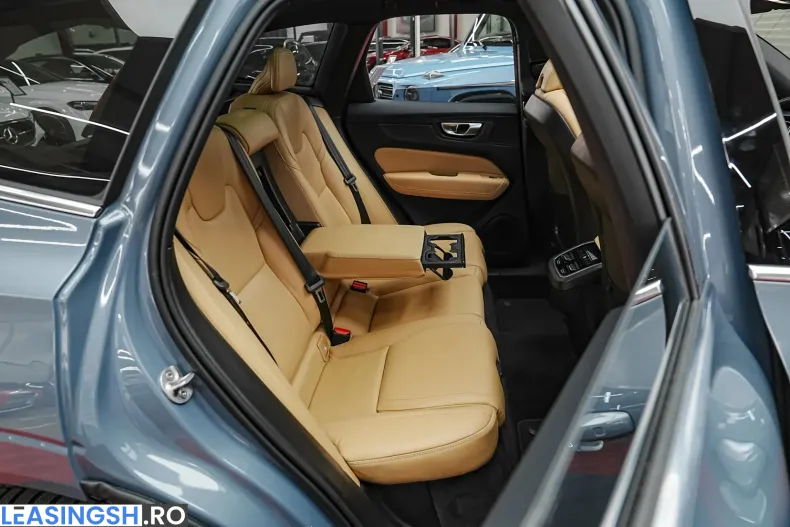 Volvo XC60 din 2021 cu 126.000 km - oferta VOL239765 - foto 10