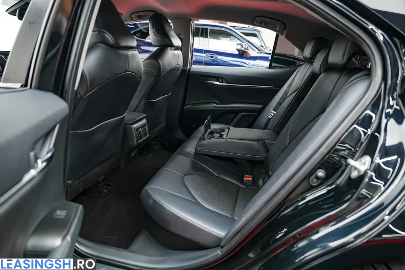 Toyota Camry din 2022 cu 116.000 km - oferta TOY239770 - foto 6