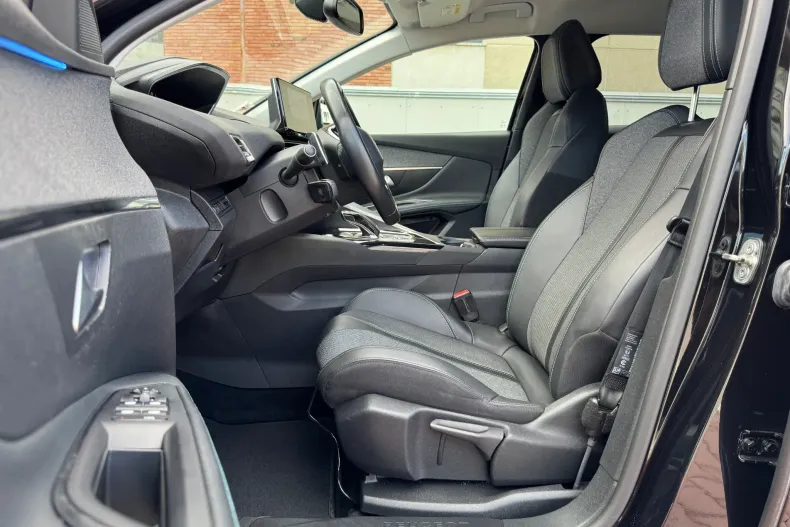 Peugeot 3008 din 2021 cu 112.000 km - oferta PEU239776 - foto 12