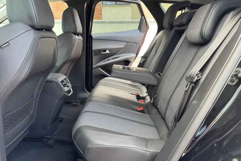 Peugeot 3008 din 2021 cu 112.000 km - oferta PEU239776 - foto 19