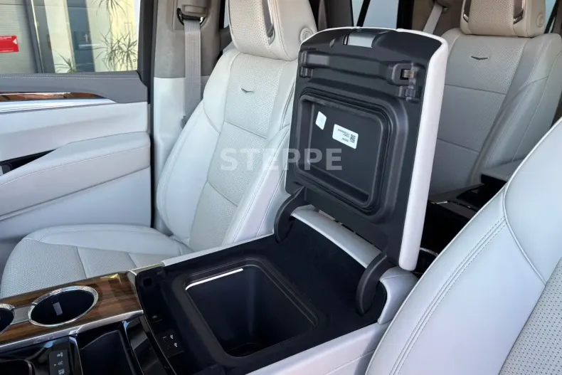 Cadillac Escalade din 2025 cu 10 km - oferta CAD239780 - foto 23