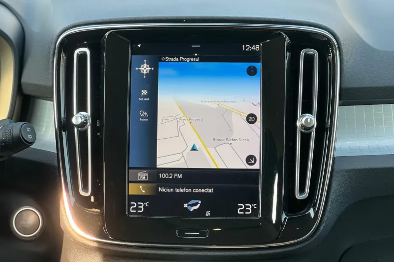 Volvo XC40 din 2020 cu 99.871 km - oferta VOL239794 - foto 11