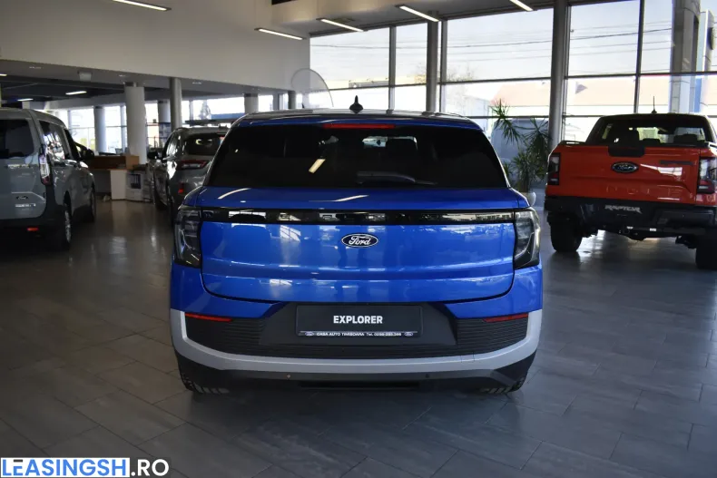 Ford Explorer din 2025 cu 5.500 km - oferta FOR239800 - foto 7