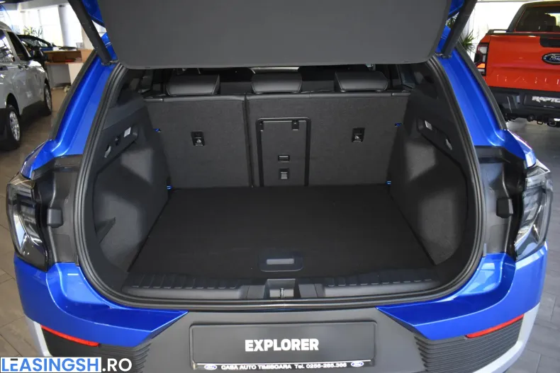 Ford Explorer din 2025 cu 5.500 km - oferta FOR239800 - foto 8