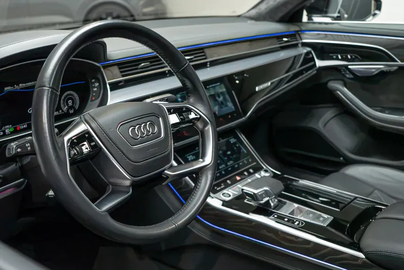 Audi A8 din 2021 cu 85.000 km - oferta AUD239805 - foto 2