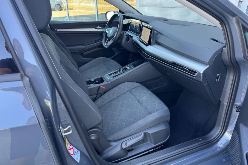 Volkswagen Golf din 2023 cu 136.000 km - oferta VOL239808 - foto 14