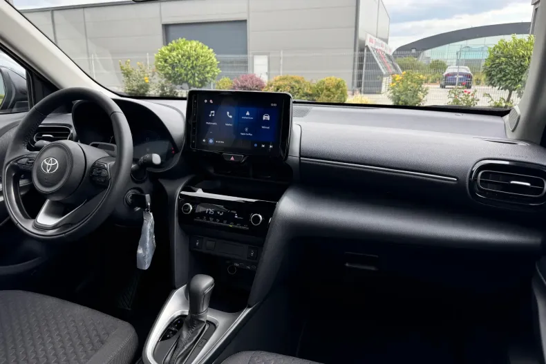 Toyota Yaris Cross din 2026 cu 4 km - oferta TOY239819 - foto 24