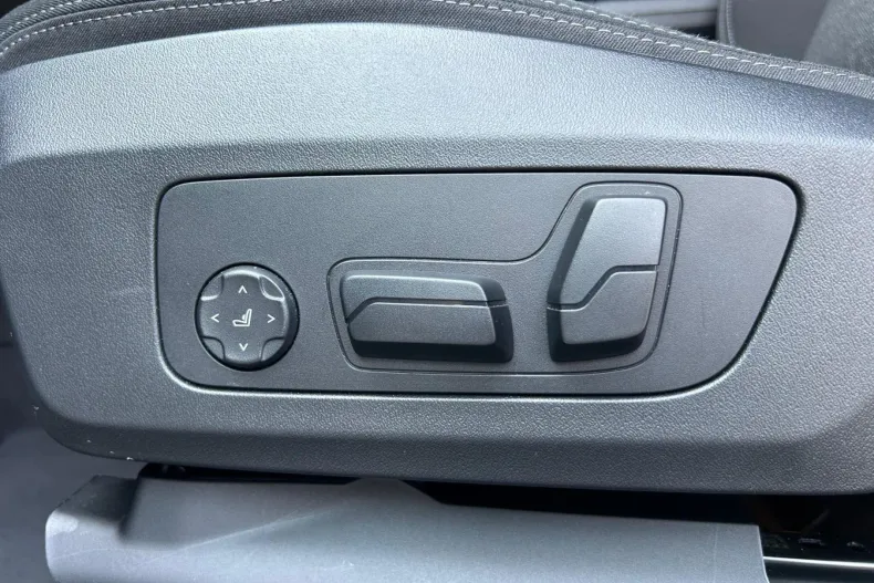 BMW X1 (Seria X) din 2023 cu 44.877 km - oferta BMW239823 - foto 8