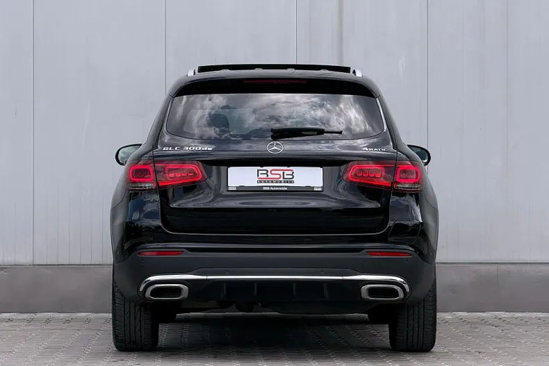 Mercedes-Benz GLC (Clasa GLC) din 2022 cu 177.281 km - oferta MER239826 - foto 11