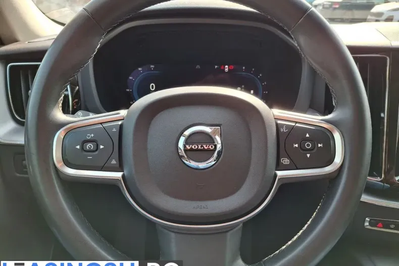Volvo XC60 din 2021 cu 65.538 km - oferta VOL239837 - foto 15