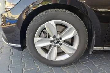 Volkswagen Passat din 2022 - oferta VOL239845