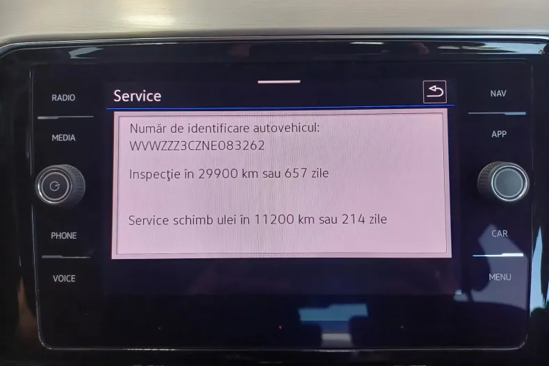 Volkswagen Passat din 2022 cu 59.109 km - oferta VOL239845 - foto 16
