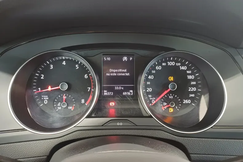 Volkswagen Passat din 2021 cu 86.372 km - oferta VOL239846 - foto 12