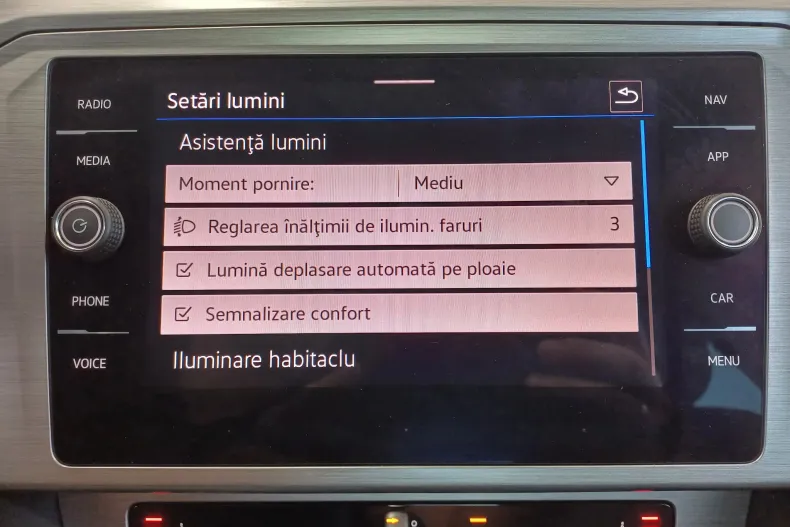 Volkswagen Passat din 2021 cu 86.372 km - oferta VOL239846 - foto 18