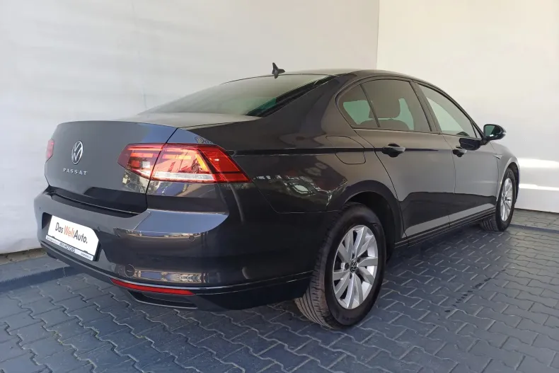Volkswagen Passat din 2021 cu 86.372 km - oferta VOL239846 - foto 29