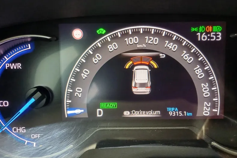 Toyota RAV4 din 2022 cu 49.105 km - oferta TOY239847 - foto 18