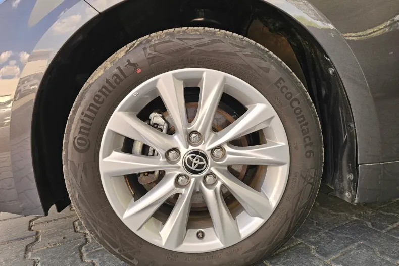 Toyota Corolla din 2025 cu 20.185 km - oferta TOY239848 - foto 4