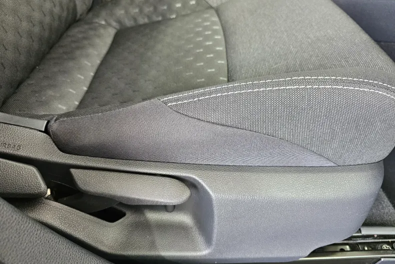 Toyota Corolla din 2025 cu 20.185 km - oferta TOY239848 - foto 24