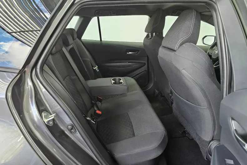 Toyota Corolla din 2025 cu 20.185 km - oferta TOY239848 - foto 26