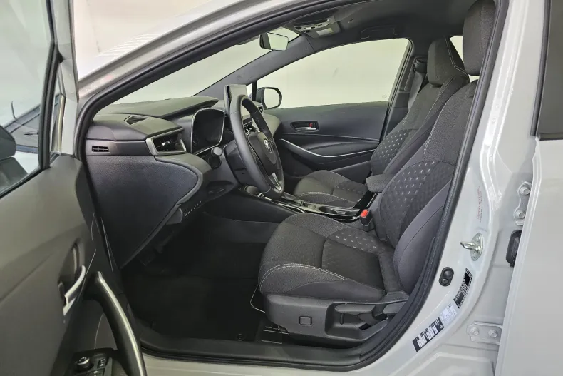 Toyota Corolla din 2025 cu 19.944 km - oferta TOY239849 - foto 5