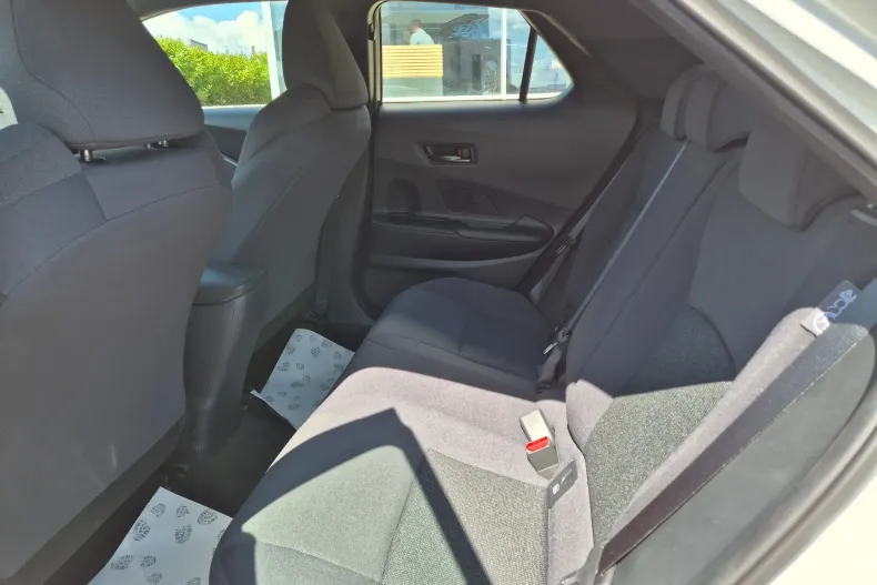 Toyota C-HR din 2025 cu 4.757 km - oferta TOY239852 - foto 11