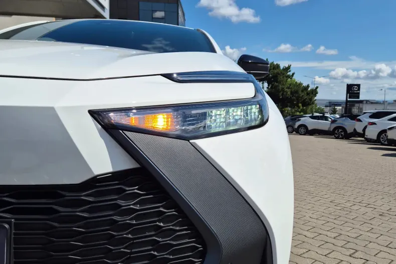 Toyota C-HR din 2025 cu 4.757 km - oferta TOY239852 - foto 29