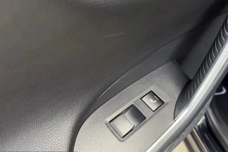 Toyota RAV4 din 2022 cu 101.500 km - oferta TOY239857 - foto 13