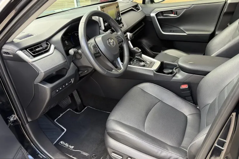Toyota RAV4 din 2022 cu 101.500 km - oferta TOY239857 - foto 19