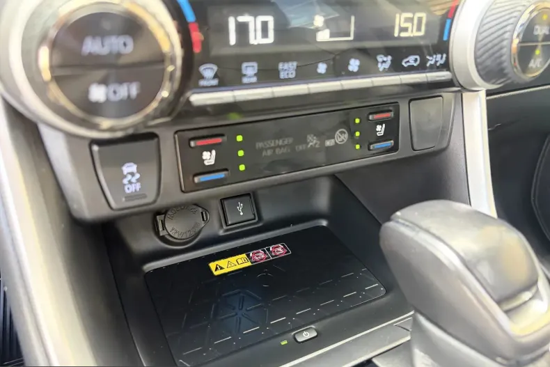 Toyota RAV4 din 2022 cu 101.500 km - oferta TOY239857 - foto 35