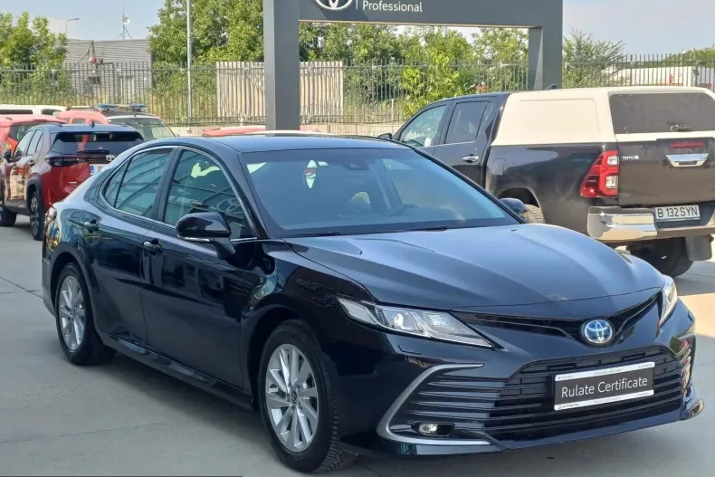 Toyota Camry din 2022 cu 18.140 km - oferta TOY239858 - foto 3