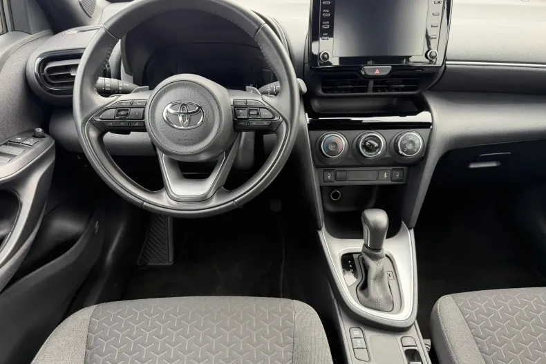 Toyota Yaris Cross din 2023 cu 18.900 km - oferta TOY239867 - foto 10