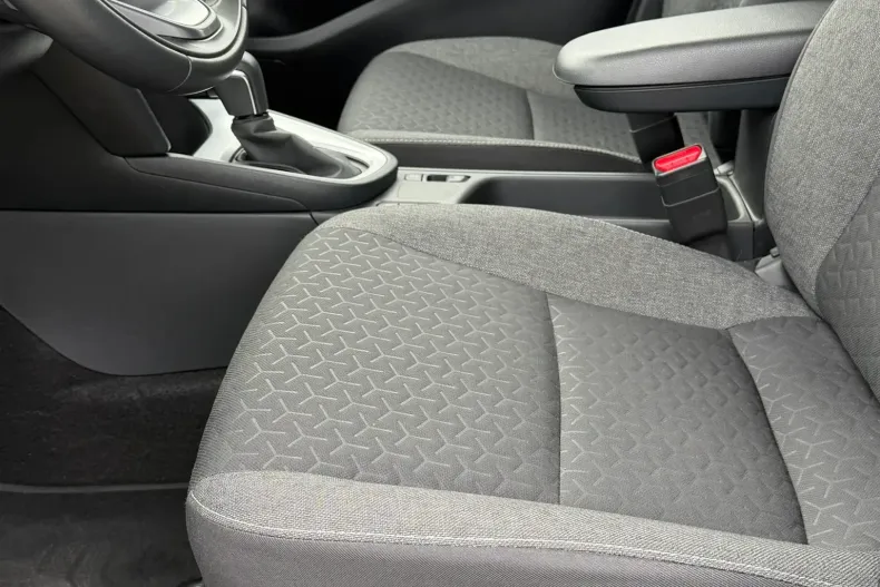 Toyota Yaris Cross din 2023 cu 18.900 km - oferta TOY239867 - foto 25