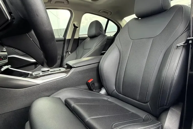 BMW 320d (Seria 3) din 2023 cu 66.172 km - oferta BMW239870 - foto 9