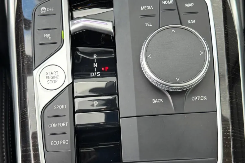 BMW 320d (Seria 3) din 2023 cu 66.172 km - oferta BMW239870 - foto 13