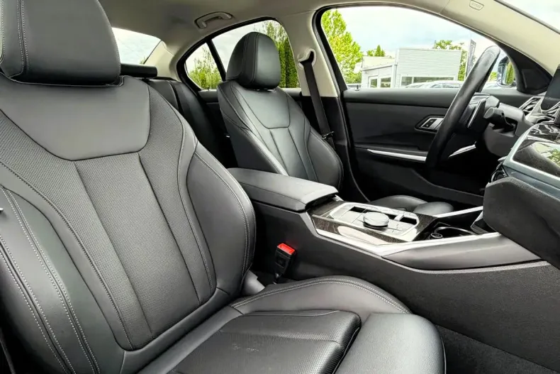 BMW 320d (Seria 3) din 2023 cu 66.172 km - oferta BMW239870 - foto 21
