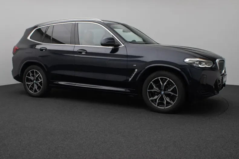 BMW X3 (Seria X) din 2023 cu 51.199 km - oferta BMW239878 - foto 3