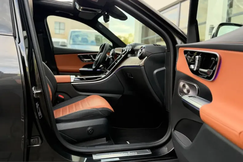 Mercedes-Benz GLC 450 (Clasa GLC) din 2024 cu 43.000 km - oferta MER239882 - foto 12