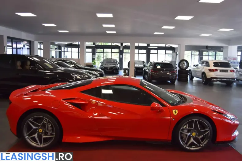 Ferrari F8 din 2022 cu 9.200 km - oferta FER239884 - foto 8