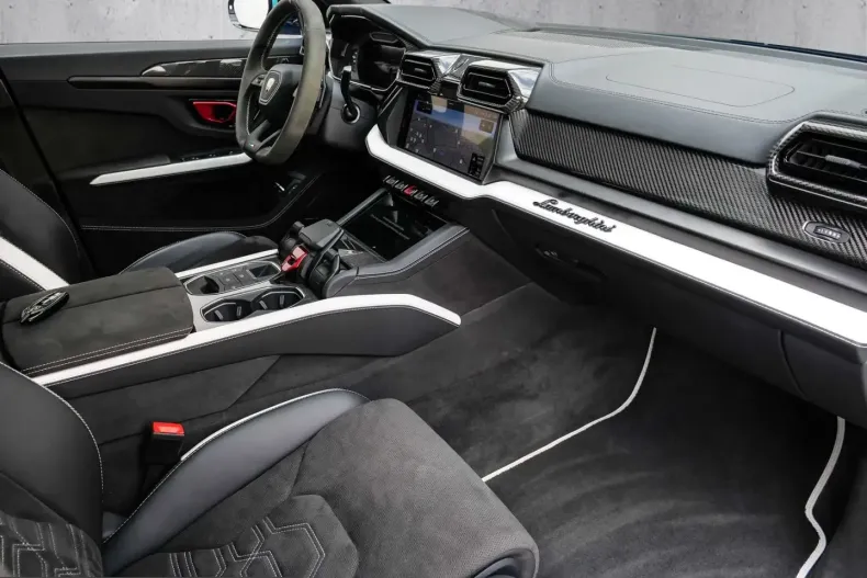 Lamborghini Urus din 2024 cu 9.750 km - oferta LAM239889 - foto 18