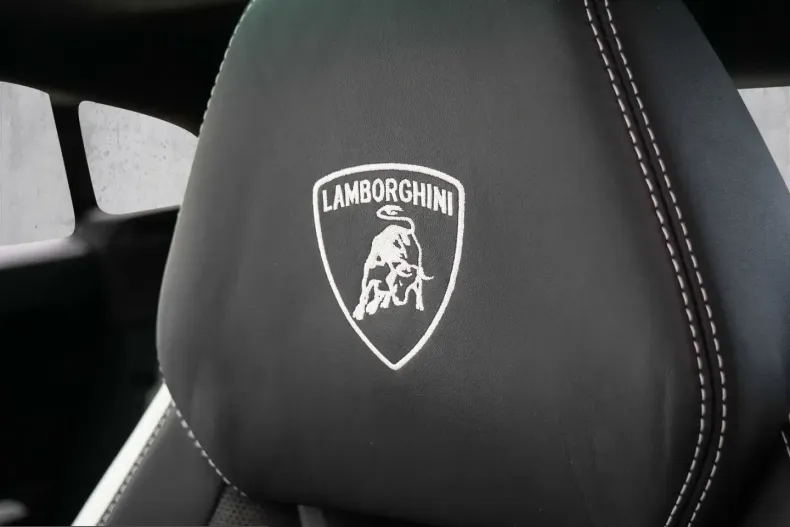 Lamborghini Urus din 2024 cu 9.750 km - oferta LAM239889 - foto 23