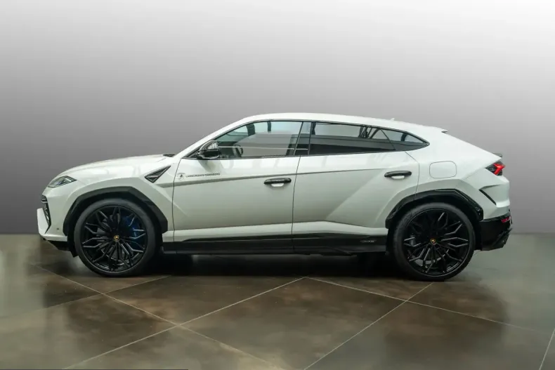 Lamborghini Urus din 2025 cu 9.960 km - oferta LAM239891 - foto 2